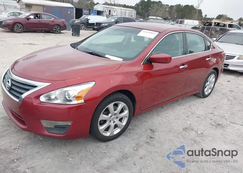 2015 Nissan Altima 2.5/2.5 S/2.5 Sl/2.5 Sv from USA, damaged, VIN 1N4AL3AP9FN347451